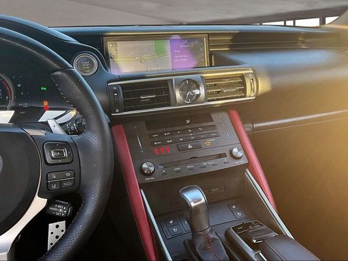 Used 2019 Lexus IS 300 image 9