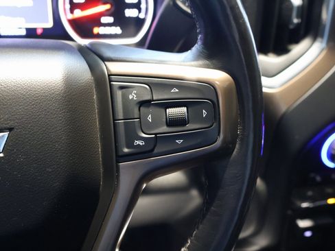 Used 2019 Chevrolet Silverado 1500 High Country w/ High Country Premium Package image 17