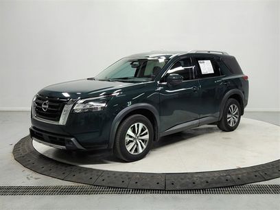 Used 2022 Nissan Pathfinder SL