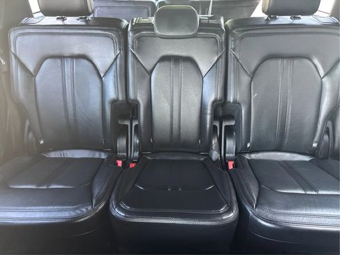 Used 2020 Ford Expedition Limited w/ Equipment Group 301A image 20