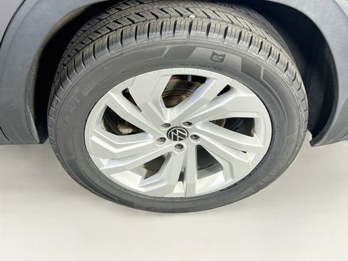 Used 2023 Volkswagen Atlas SE AWD/4WD image 32