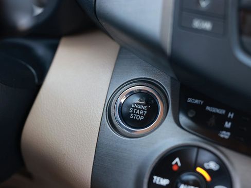 Used 2010 Toyota RAV4 Limited image 31