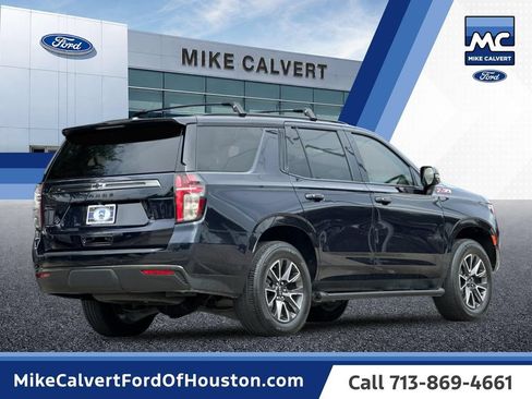 Used 2022 Chevrolet Tahoe Z71 w/ Luxury Package AWD/4WD image 5