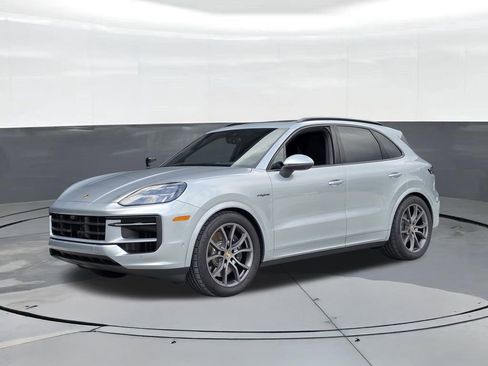 Certified 2026 Porsche Cayenne E-Hybrid AWD/4WD image 1