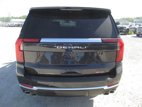 New 2026 GMC Yukon XL Denali w/ Denali Reserve Package AWD/4WD image 5