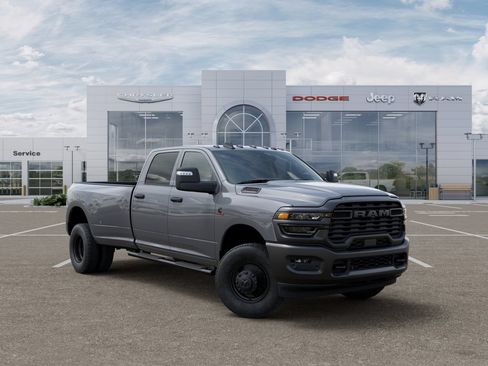 New 2026 RAM 3500 Tradesman AWD/4WD image 6