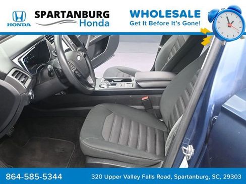 Used 2019 Ford Fusion SE image 15