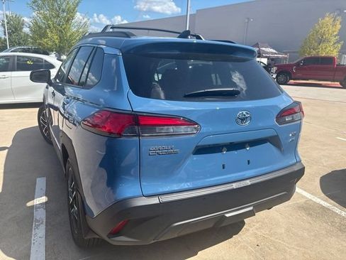 Used 2026 Toyota Corolla Cross XLE w/ Convenience Package AWD/4WD image 4