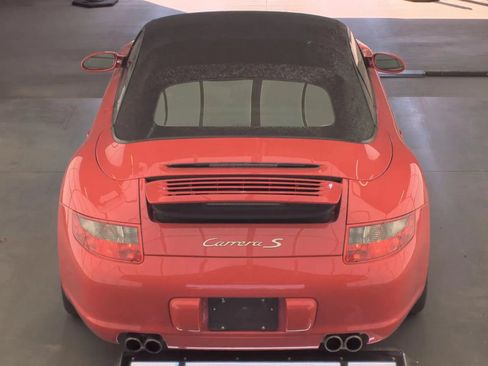 Used 2005 Porsche 911 Carrera S RWD image 4