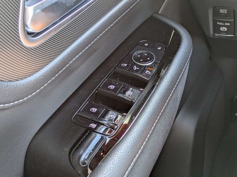 Used 2027 INFINITI QX80 Luxe w/ Cargo Package AWD/4WD image 27