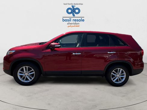 Used 2014 Kia Sorento LX FWD image 3