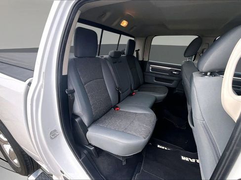 Used 2018 RAM 1500 Big Horn AWD/4WD image 24