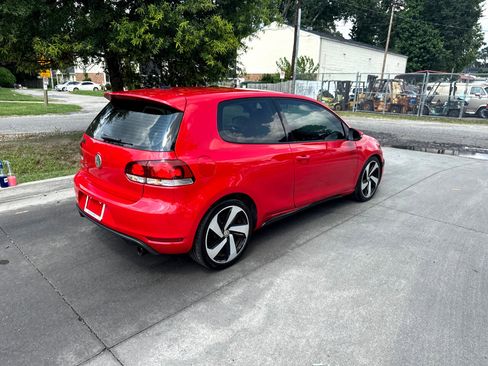 Used 2013 Volkswagen GTI 2-Door image 9