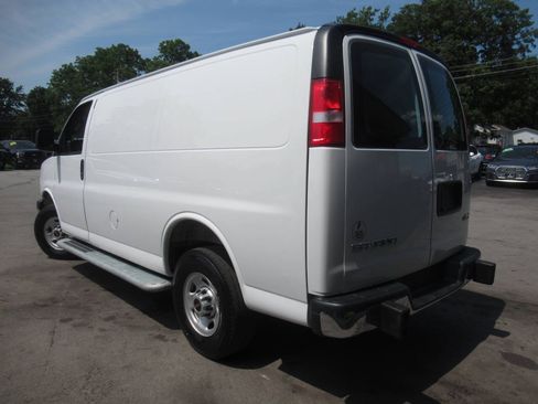 Used 2025 GMC Savana 2500 w/ Driver Convenience Package RWD image 11