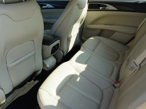 Used 2017 Lincoln MKZ Reserve w/ Technology Package FWD image 12