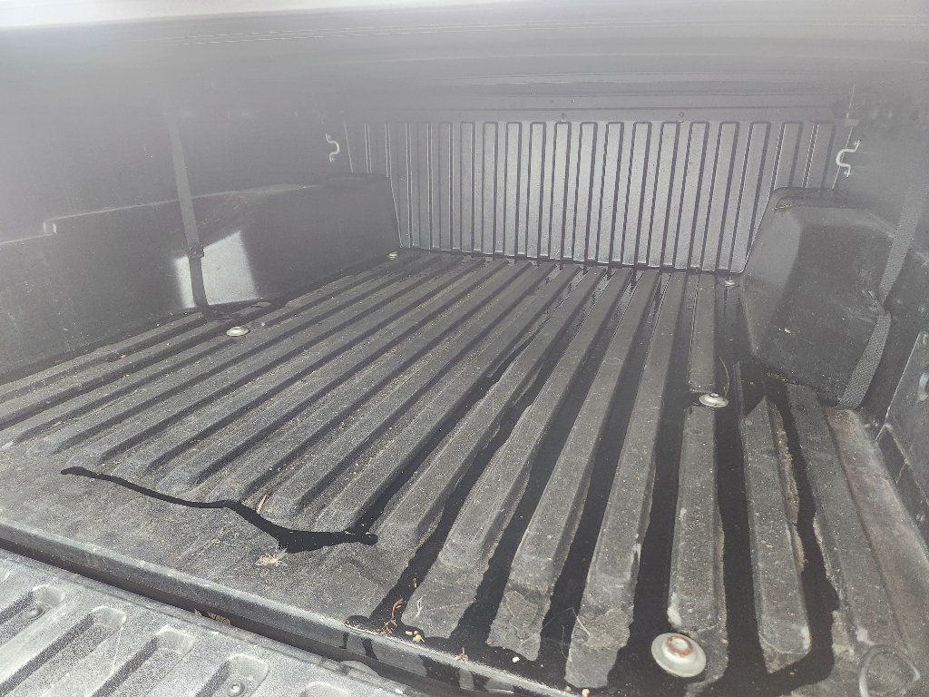 Used 2023 Toyota Tacoma SR AWD/4WD image 8
