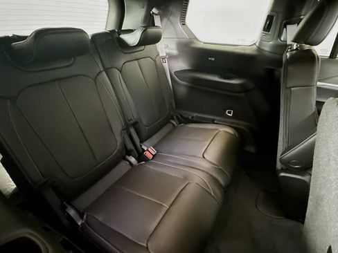 New 2025 Jeep Grand Cherokee L Limited image 28