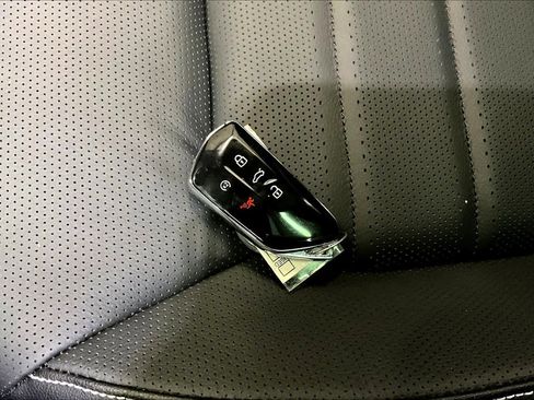 New 2026 Volkswagen Atlas Cross Sport SEL image 34