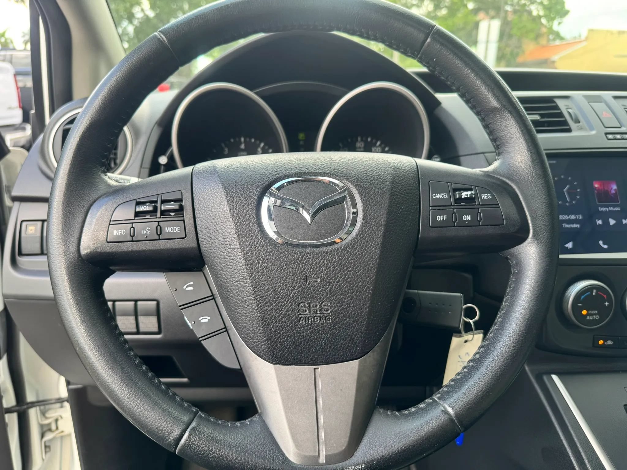 Used 2012 MAZDA MAZDA5 Grand Touring FWD image 36