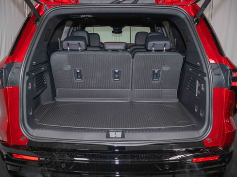 New 2026 Chevrolet Traverse RS w/ LPO, Floor Liner Package image 11