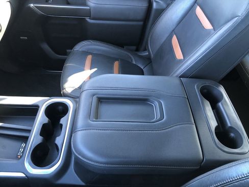 Used 2021 GMC Sierra 1500 AT4 w/ AT4 Premium Package image 17