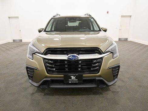 Used 2025 Subaru Ascent Premium AWD/4WD image 11