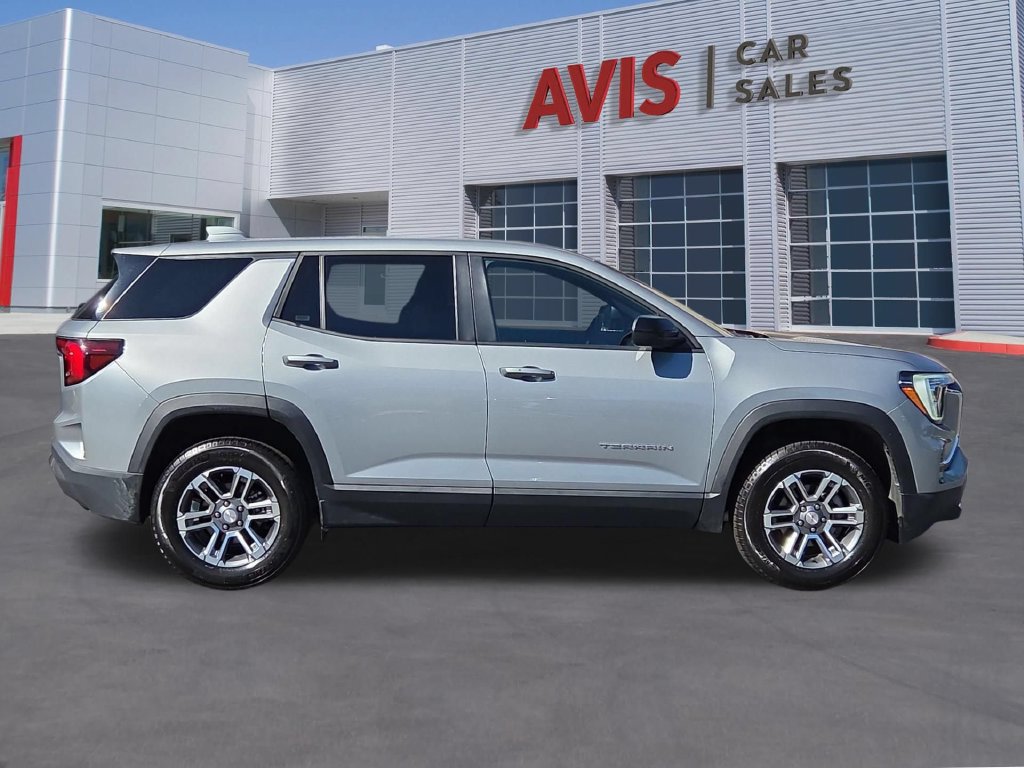 Used 2026 GMC Terrain Elevation FWD image 5
