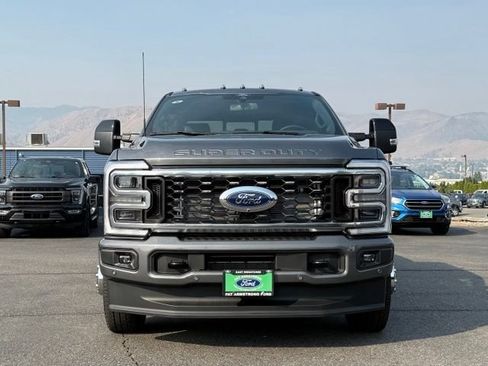 New 2026 Ford F350 Platinum w/ FX4 Off-Road Package AWD/4WD image 5