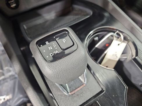 Certified 2025 Nissan Rogue S AWD/4WD image 24