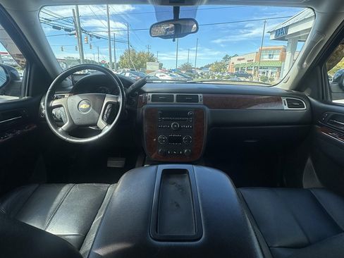 Used 2012 Chevrolet Tahoe LT image 11