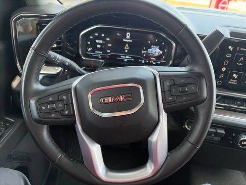 Used 2025 GMC Sierra 1500 SLT AWD/4WD image 22