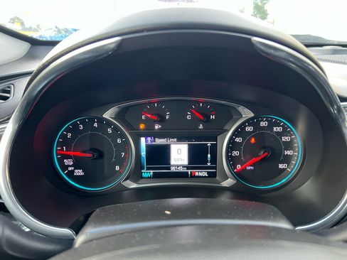 Used 2017 Chevrolet Malibu LT w/ Leather Package image 18