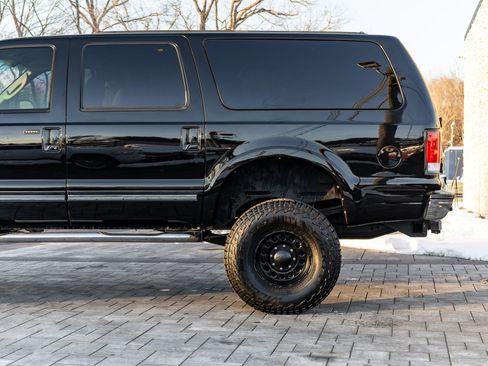 Used 2003 Ford Excursion Limited image 16