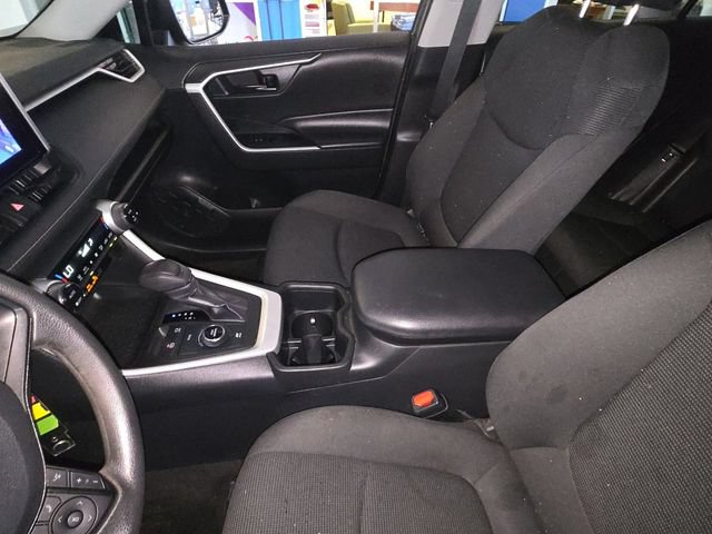 Used 2023 Toyota RAV4 LE AWD/4WD image 20
