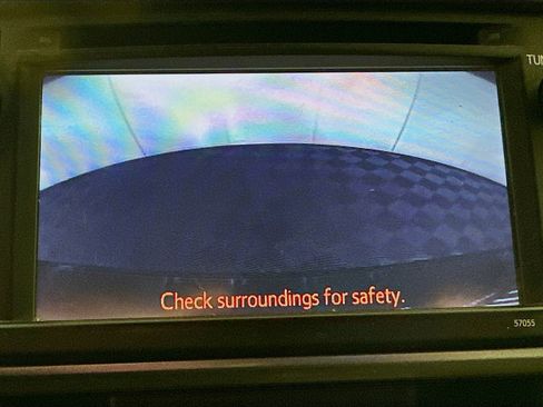 Used 2013 Toyota Highlander Plus image 21