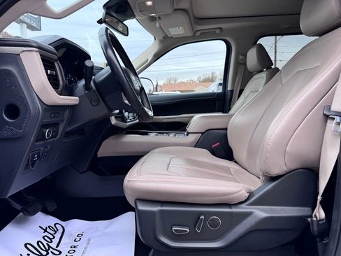 Used 2024 Ford Expedition Max Limited image 22