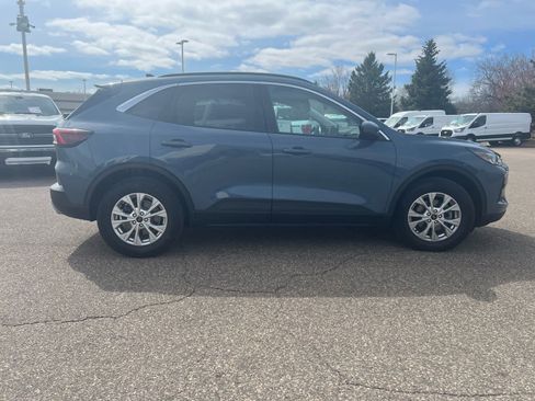 Used 2023 Ford Escape Active w/ Tech Pack #2 image 8