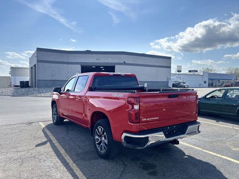 Used 2022 Chevrolet Silverado 1500 LT image 6