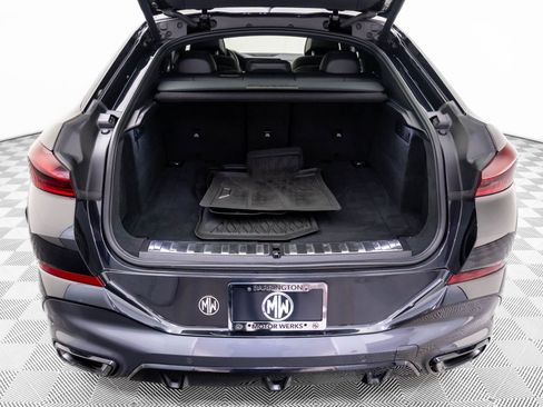Used 2023 BMW X6 xDrive40i w/ M Sport Package image 34