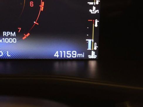 Used 2023 Chevrolet Colorado Trail Boss w/ Technology Package image 31