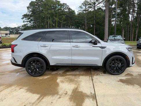 Used 2022 Kia Sorento SX FWD image 3