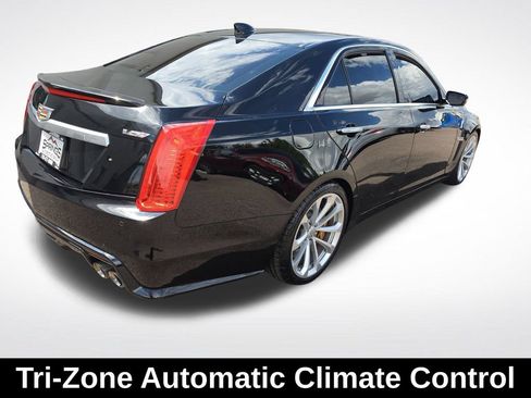 Used 2017 Cadillac CTS V w/ Luxury Package RWD image 6