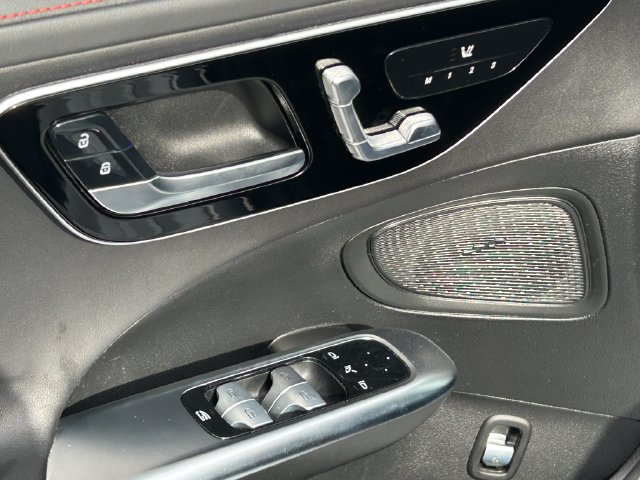 Used 2023 Mercedes-Benz C 43 AMG 4MATIC Sedan image 25