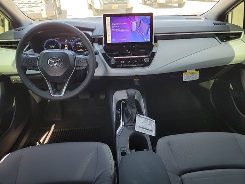 New 2026 Toyota Corolla SE w/ SE Package image 9