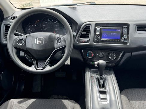 Used 2017 Honda HR-V LX image 25