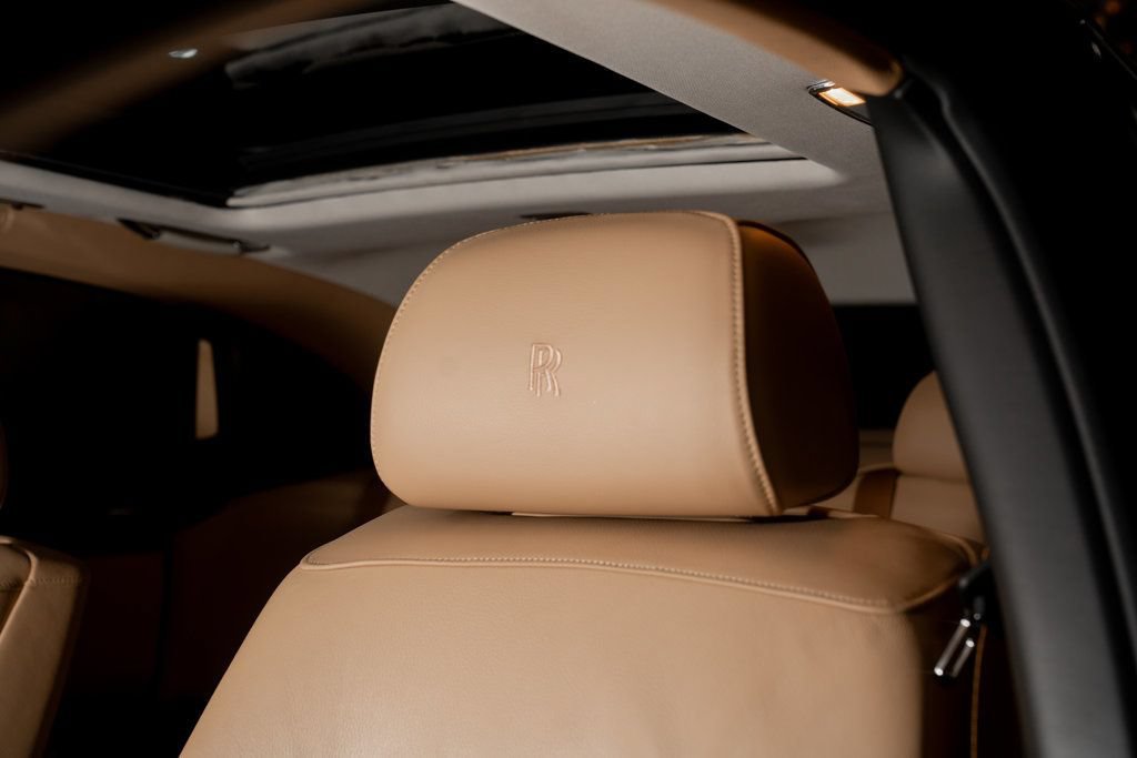 Used 2010 Rolls-Royce Ghost RWD image 37