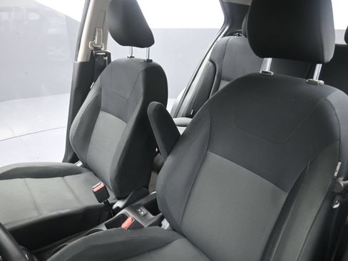 Used 2024 Nissan Kicks S FWD image 17