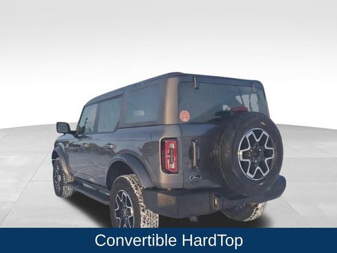 Used 2023 Ford Bronco Outer Banks image 4