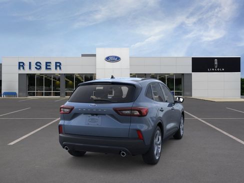 New 2026 Ford Escape ST-Line w/ Tech Pack #1 FWD image 8