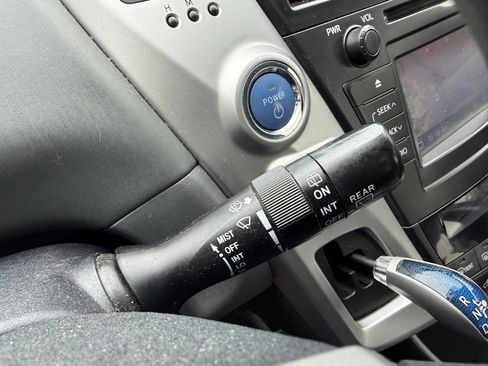 Used 2013 Toyota Prius V Three image 30